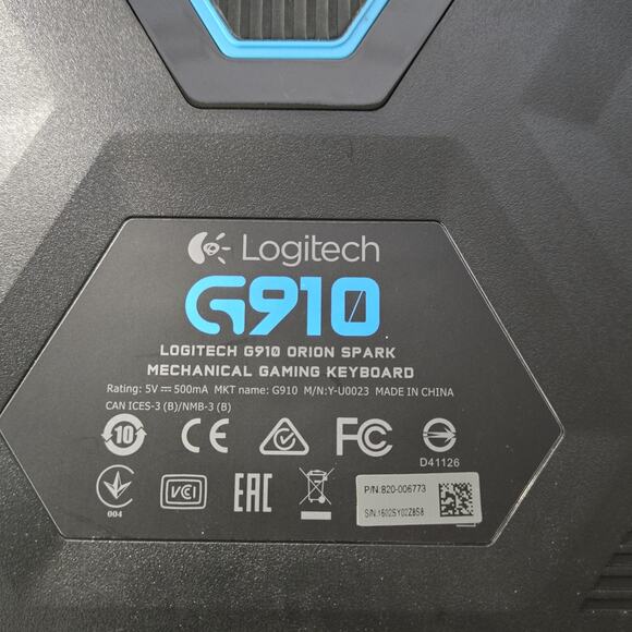 Logitech G910 Orion Spark RGB Mechanical Gaming Keyboard *GLITCHY* READ - Picture 4 of 5